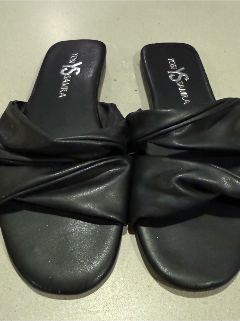 Yosi Samra Black Twisted Slide Sandals size 8